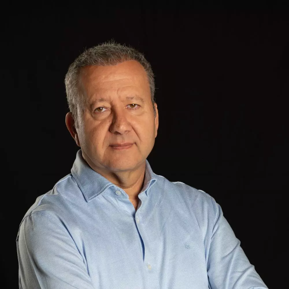 José María Ayesta - Administración y Finanzas